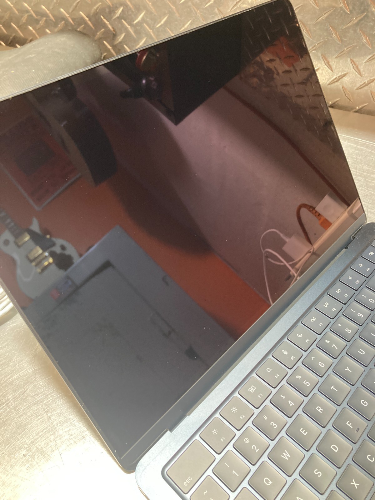 APPLE MACBOOK AIR A2681