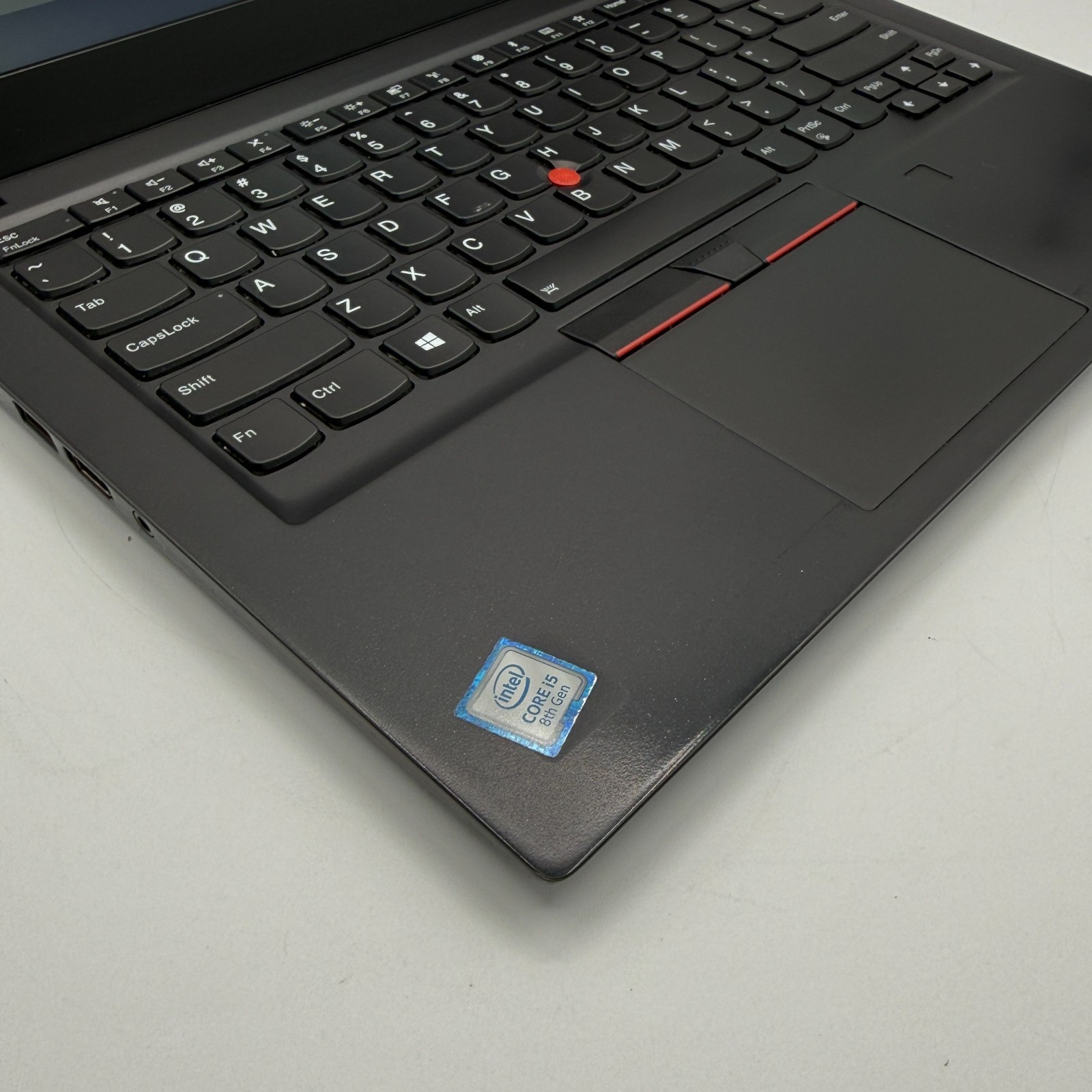 Lenovo ThinkPad T490s 14″ i5-8265U 16GB RAM 256GB SSD Win11 Pro Fingerprin Fair