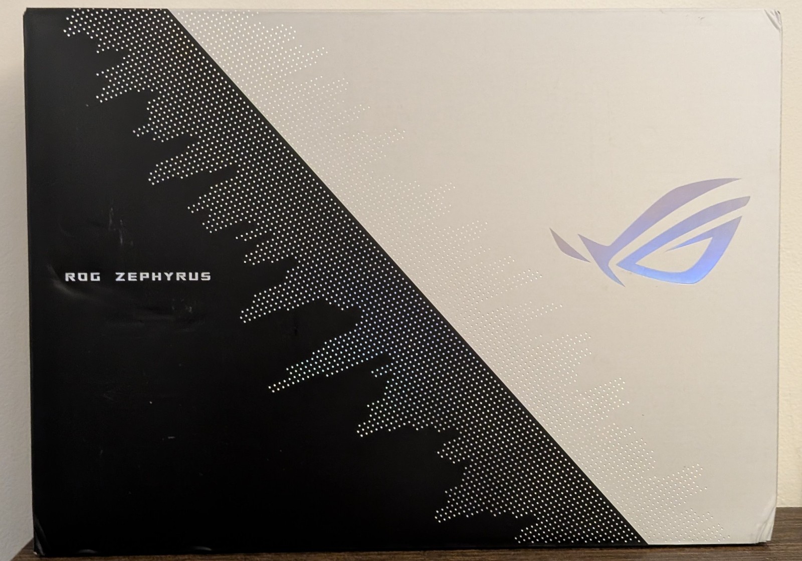 *SEALED* ASUS ROG Zephyrus G16 FHD 165Hz (Core i7-13620H, 16GB/512GB, RTX 4070)