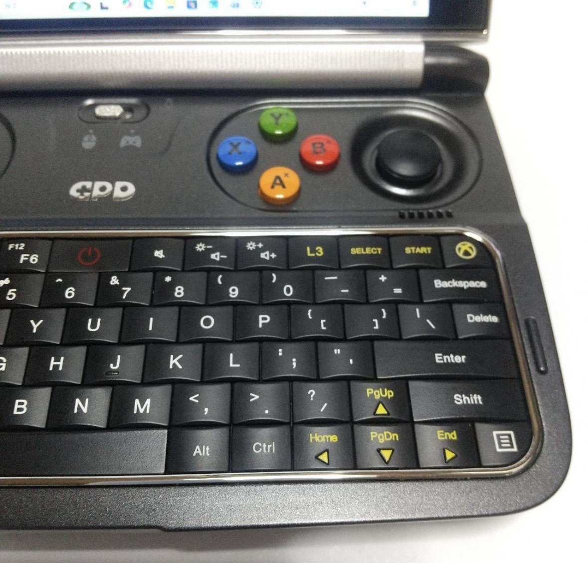 GPD Win2 Win 2 Intel Core M3-7y30 Windows 11 RAM 8GB SSD 128GB Japan Free Ship