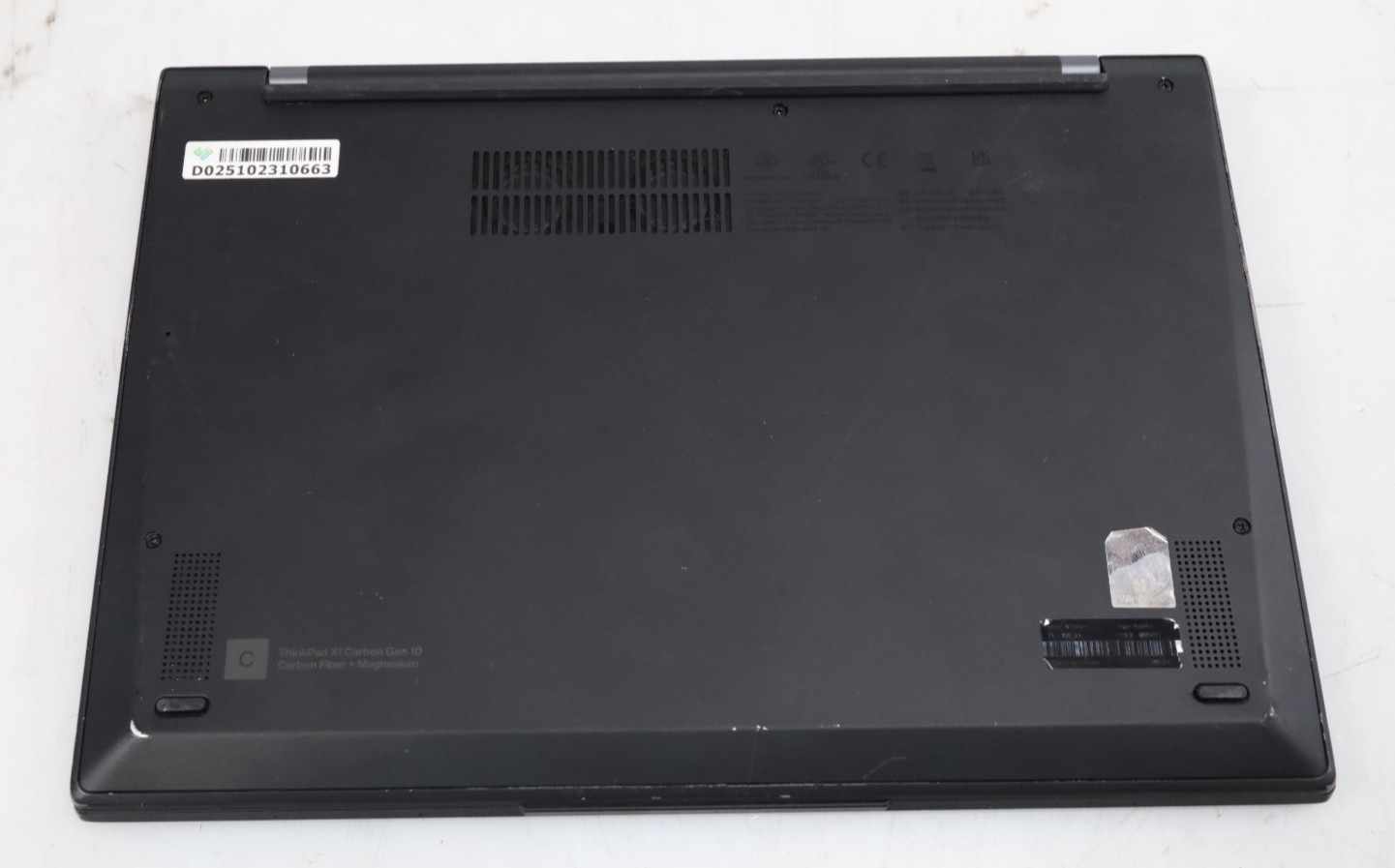 Lenovo ThinkPad X1 Carbon G10 14″ Touchscreen 32GB LPDDR5 No HDD COA OS
