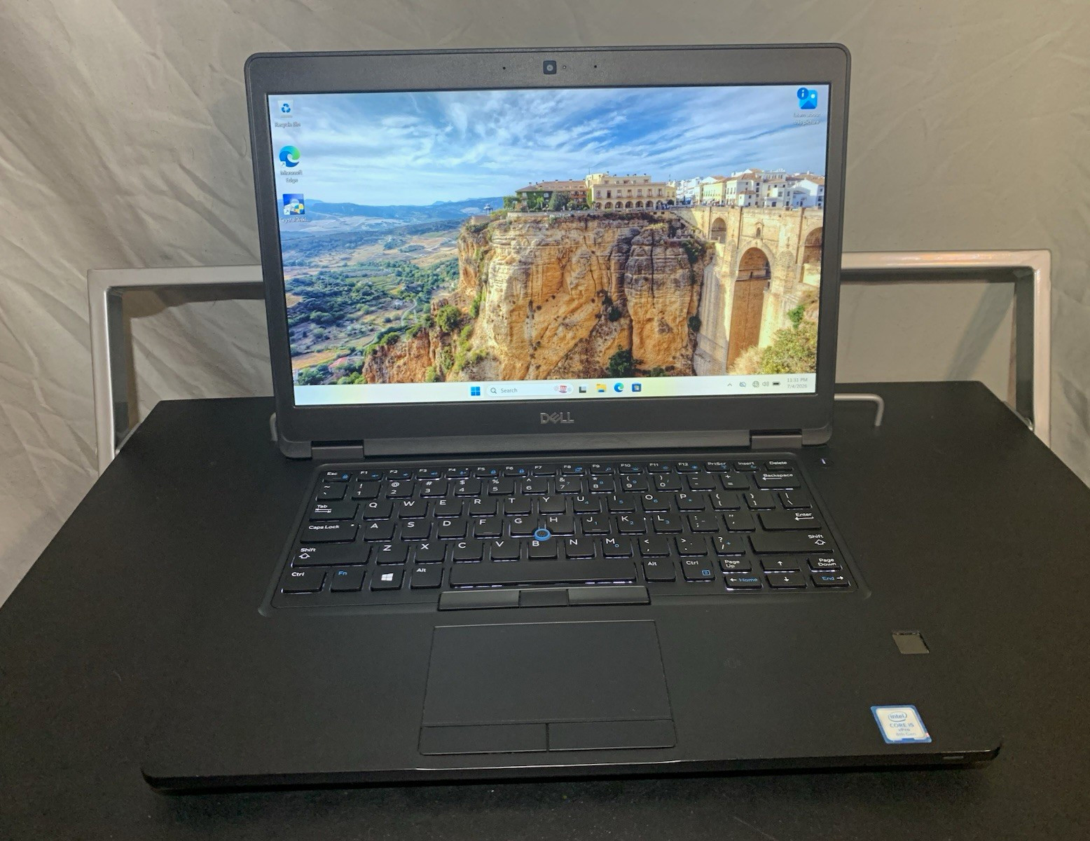 Dell Latitude 5490 i5-8350U 8GB 256GB SSD Win11 14in FHD Black