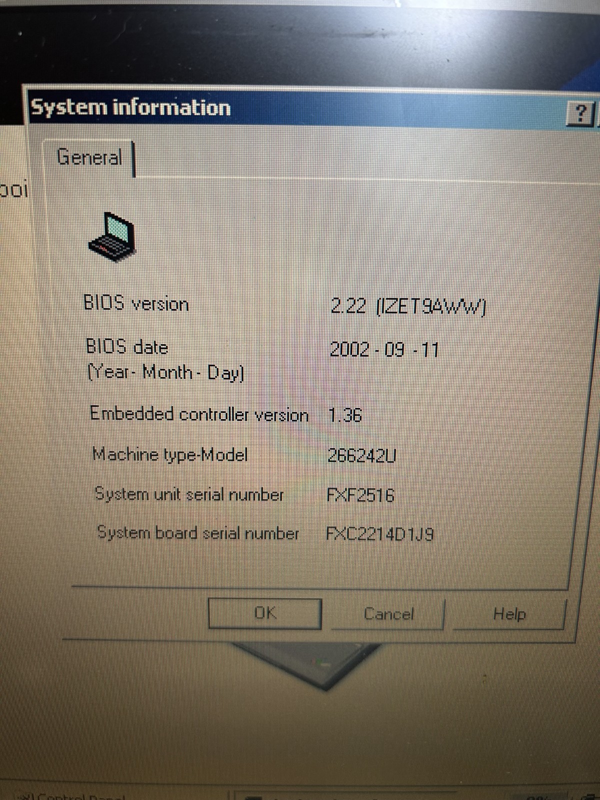 IBM Thinkpad X21 Type 2662 with Windows 2000 & DVD. Works but battery is dead.