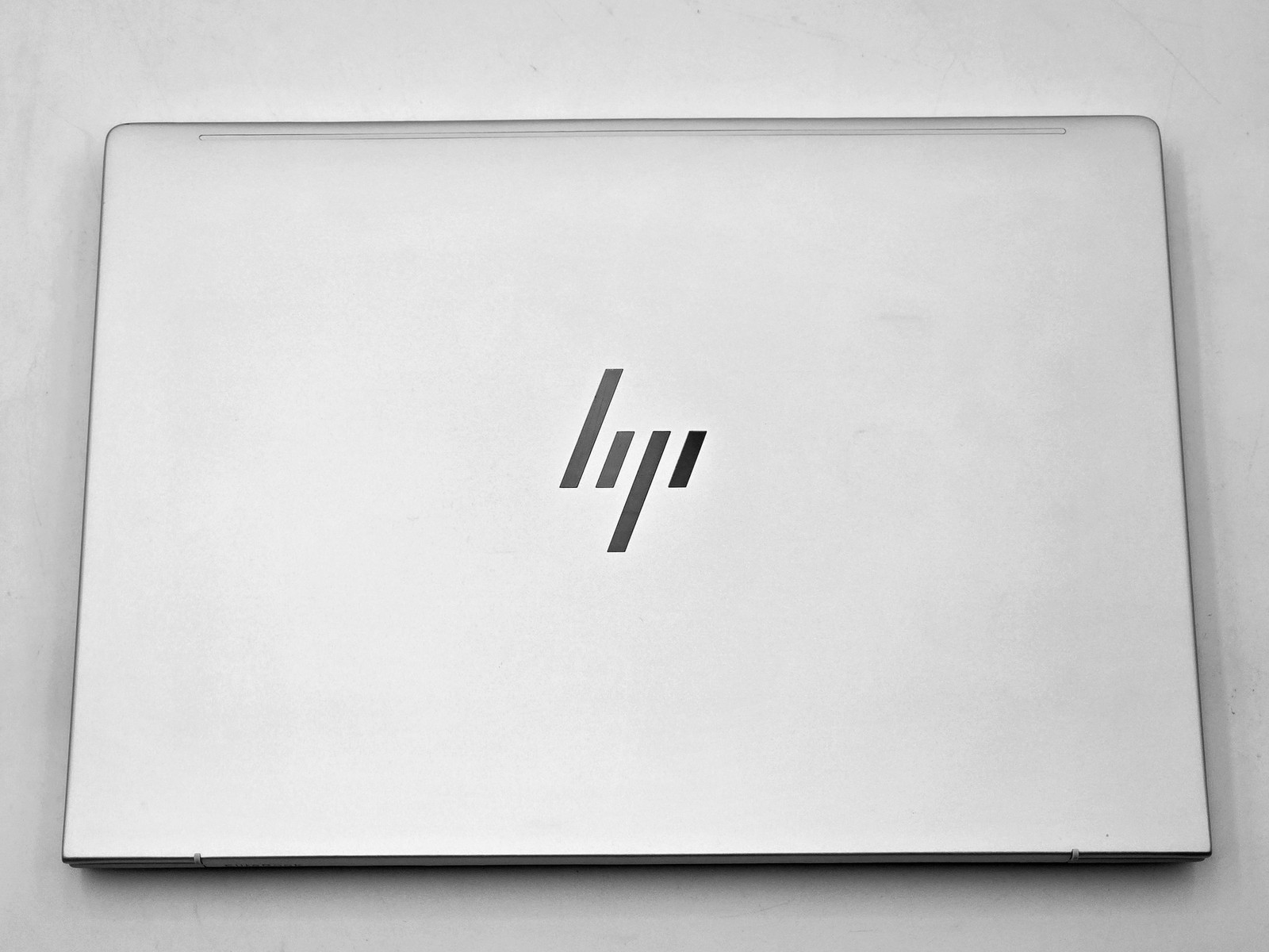 HP EliteBook 8 G1i 14″ FHD+ ULTRA 5 235U 512GB 16GB W11P Backlit FPR Warranty