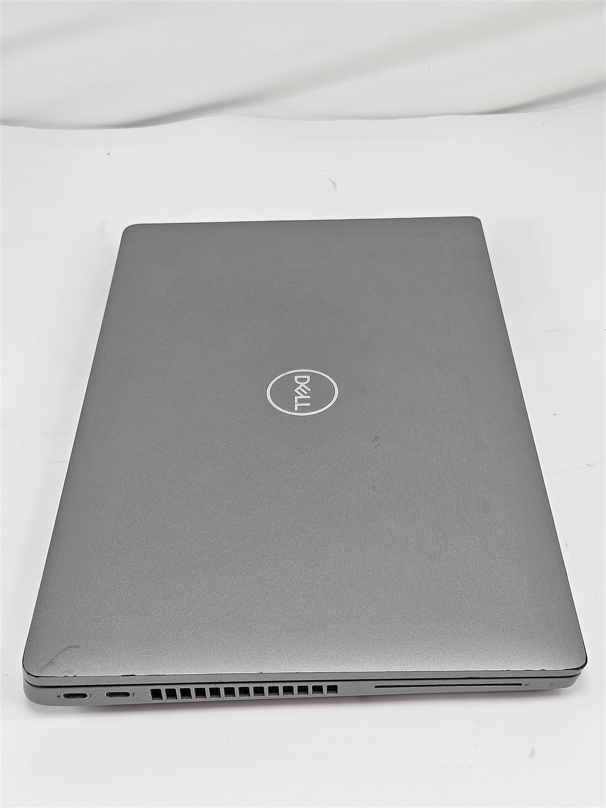 Dell Latitude 5421 i5-11500H 16GB RAM 256GB SSD 14″ No OS Gray