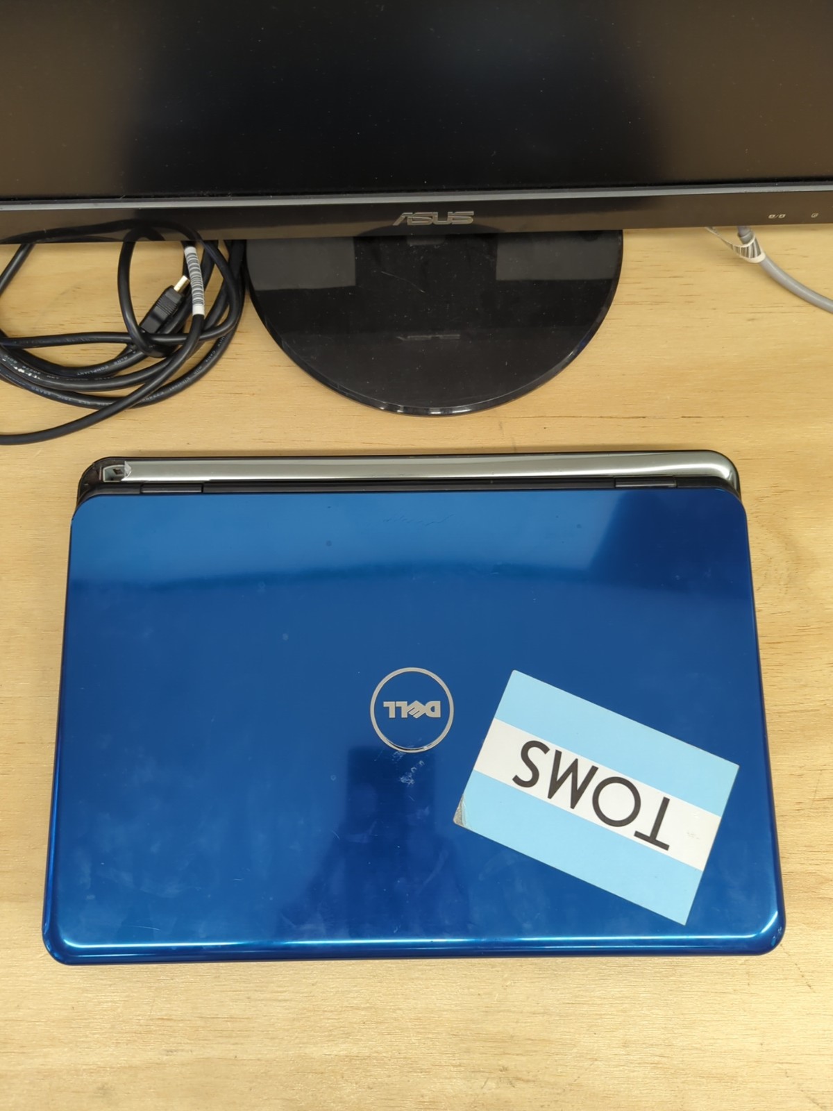964 – DELL Inspiron N4010 P11G – FOR PARTS / AS-IS