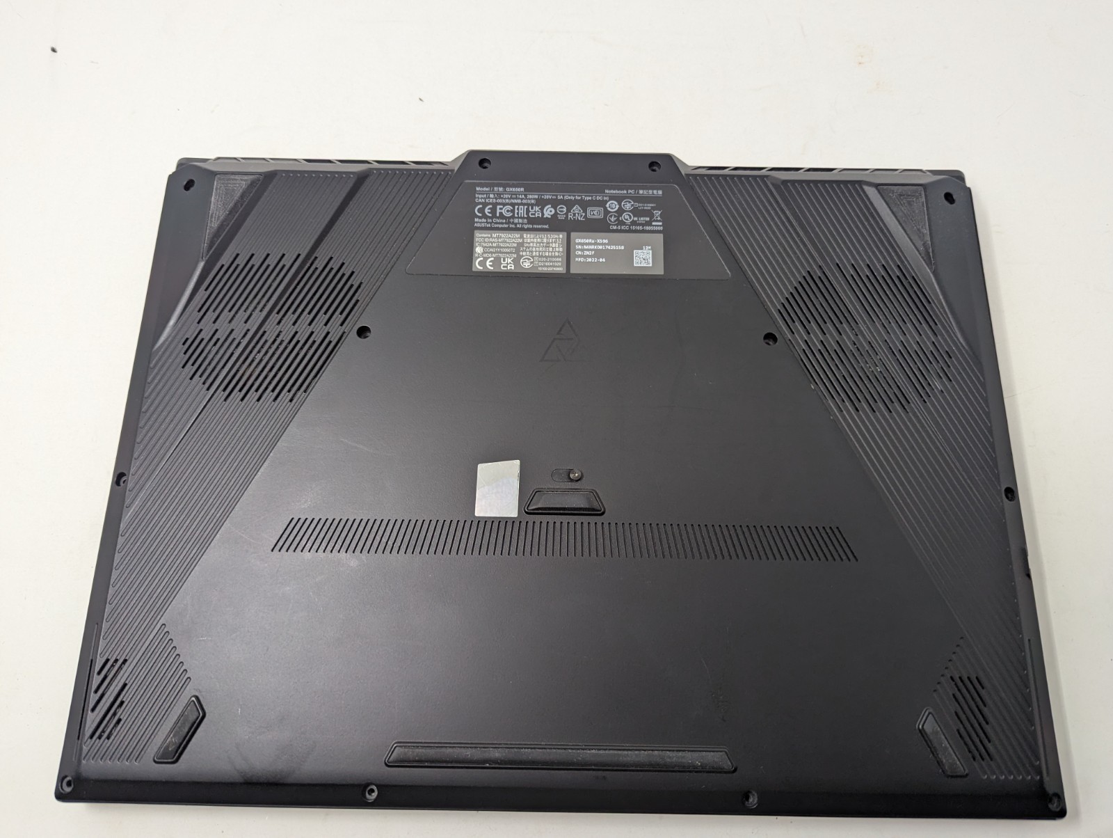Asus ROG Zephyrus Duo 16 GX650R – RYZEN 9 6900HX RTX 3070 Ti Parts Repair Only