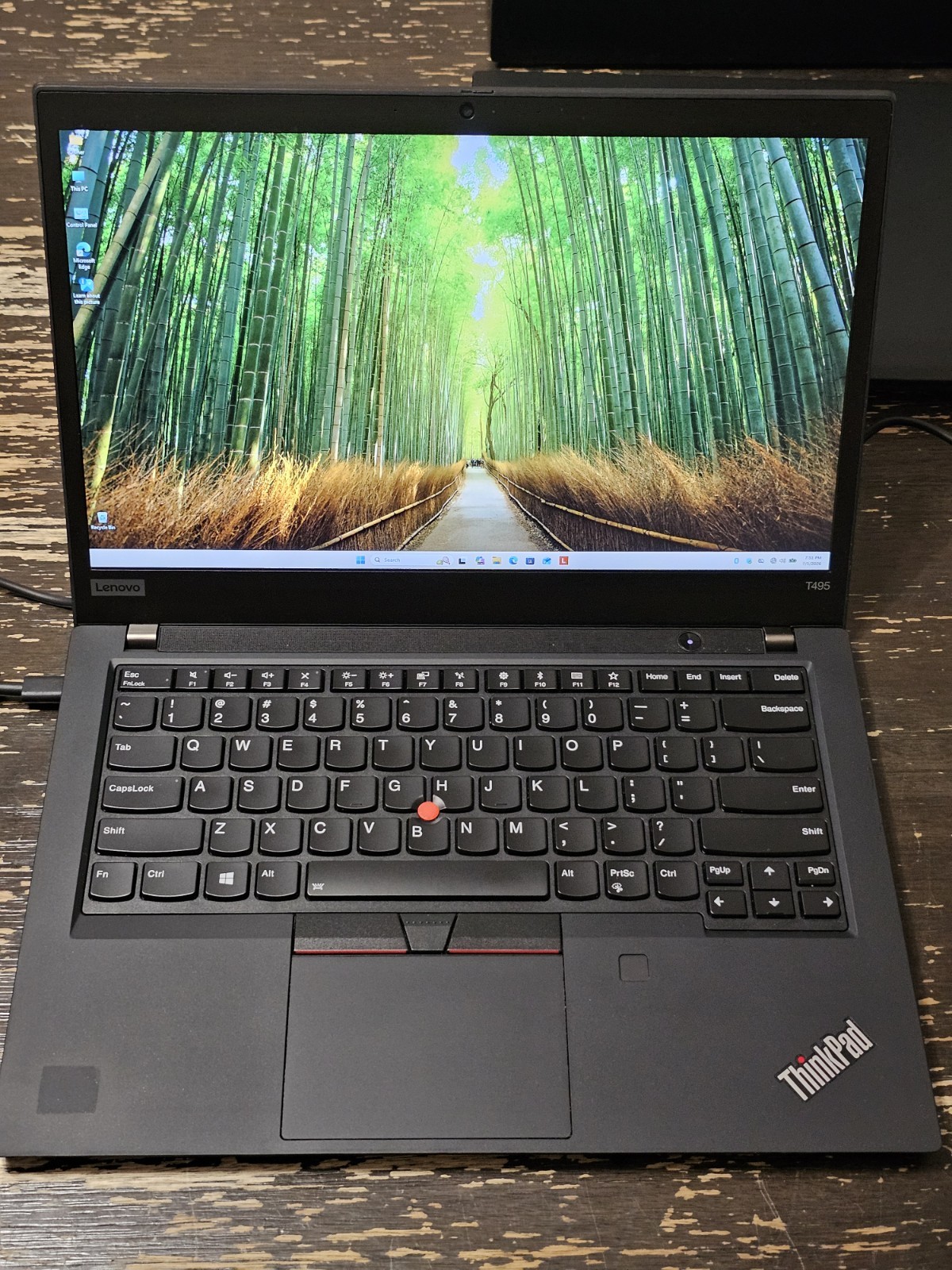 ThinkPad T495 Ryzen 7 Pro/ Radeon Vega Graphics 24GB RAM 512GB SSD WIN 11/Webcam