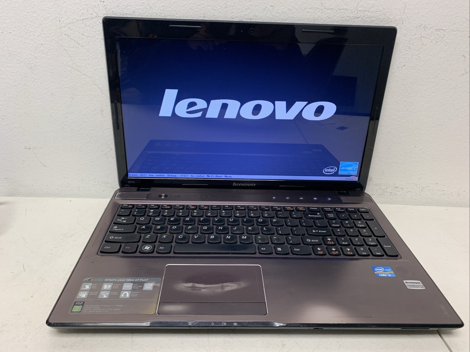 Lenovo IdeaPad Z570 Intel Core i5-2450M 2.50 GHz 6GB Ram 128GB Ssd Linux Mint 22