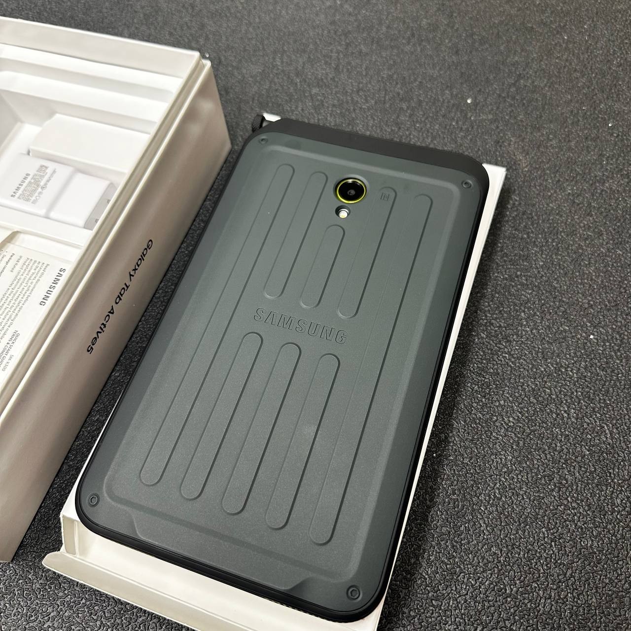 Samsung Galaxy Tab Active 5 Enterprise Edition 6+128GB Wi‑Fi Black/Green