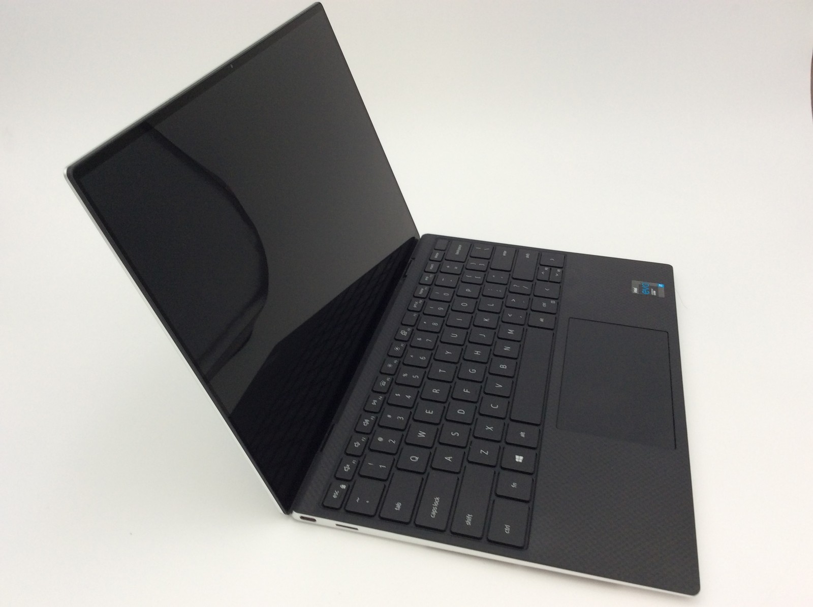 Dell XPS 13-9310 Intel Core i7 11th Gen 3.0 GHz 1TB SSD 16GB RAM Win11