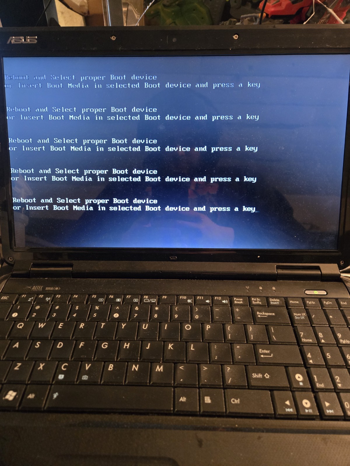 ASUS K50IJ 15.5″ Laptop Intel Pentium Dual-Core T4200 2GHz 3GB No HDD No Charger