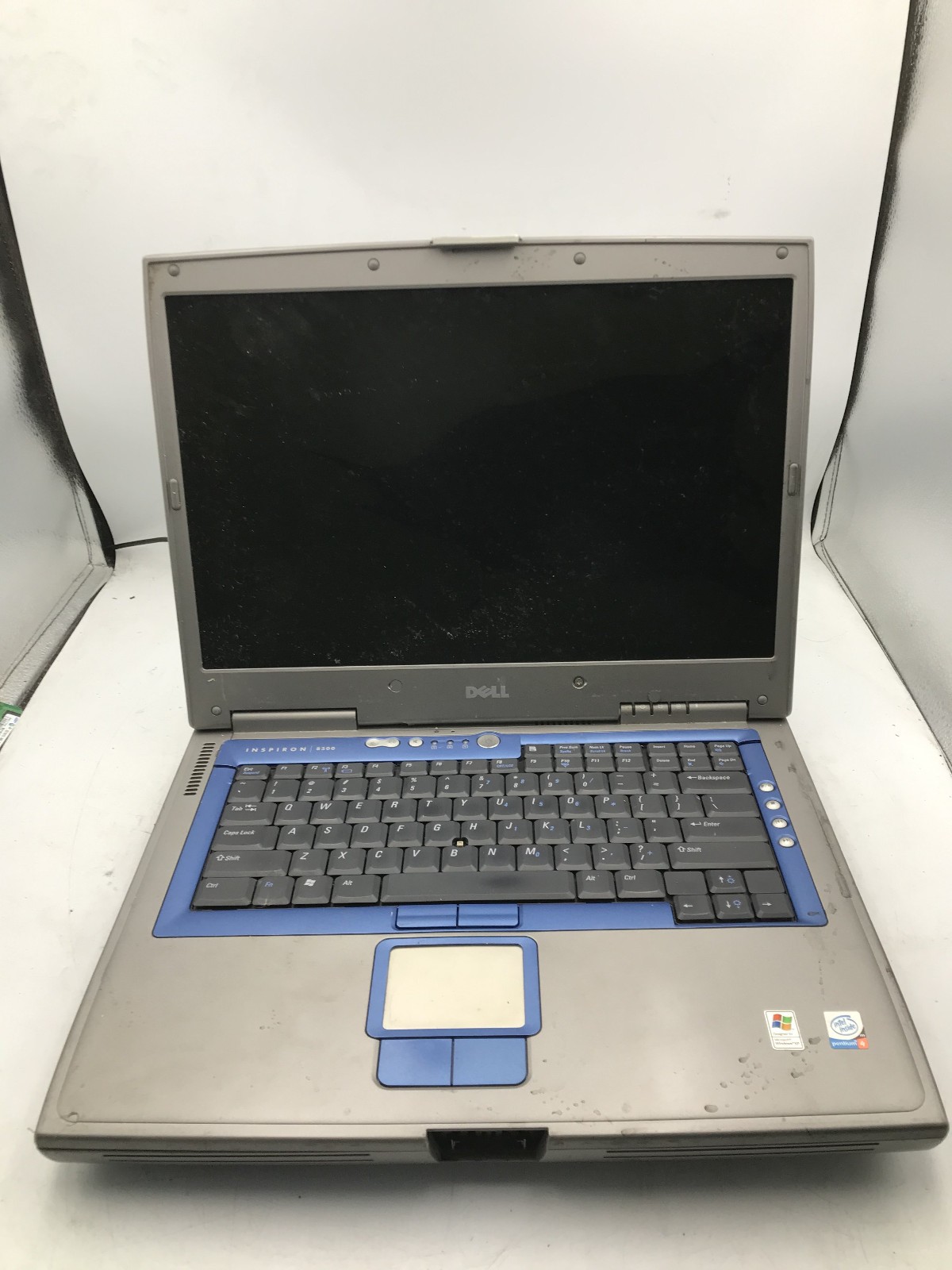 DELL INSPIRON 8500 – FOR PARTS/REPAIR – INTEL PENTIUM 4 – 256MB RAM – READ – BB!