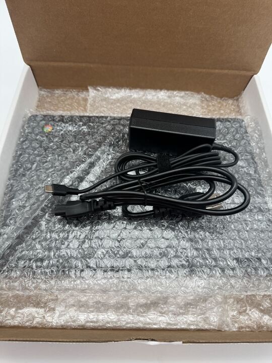 Orbic Chromebook 32GB (Wifi + Verizon LTE) – 4G – Black – RC116LCB – A-Stock