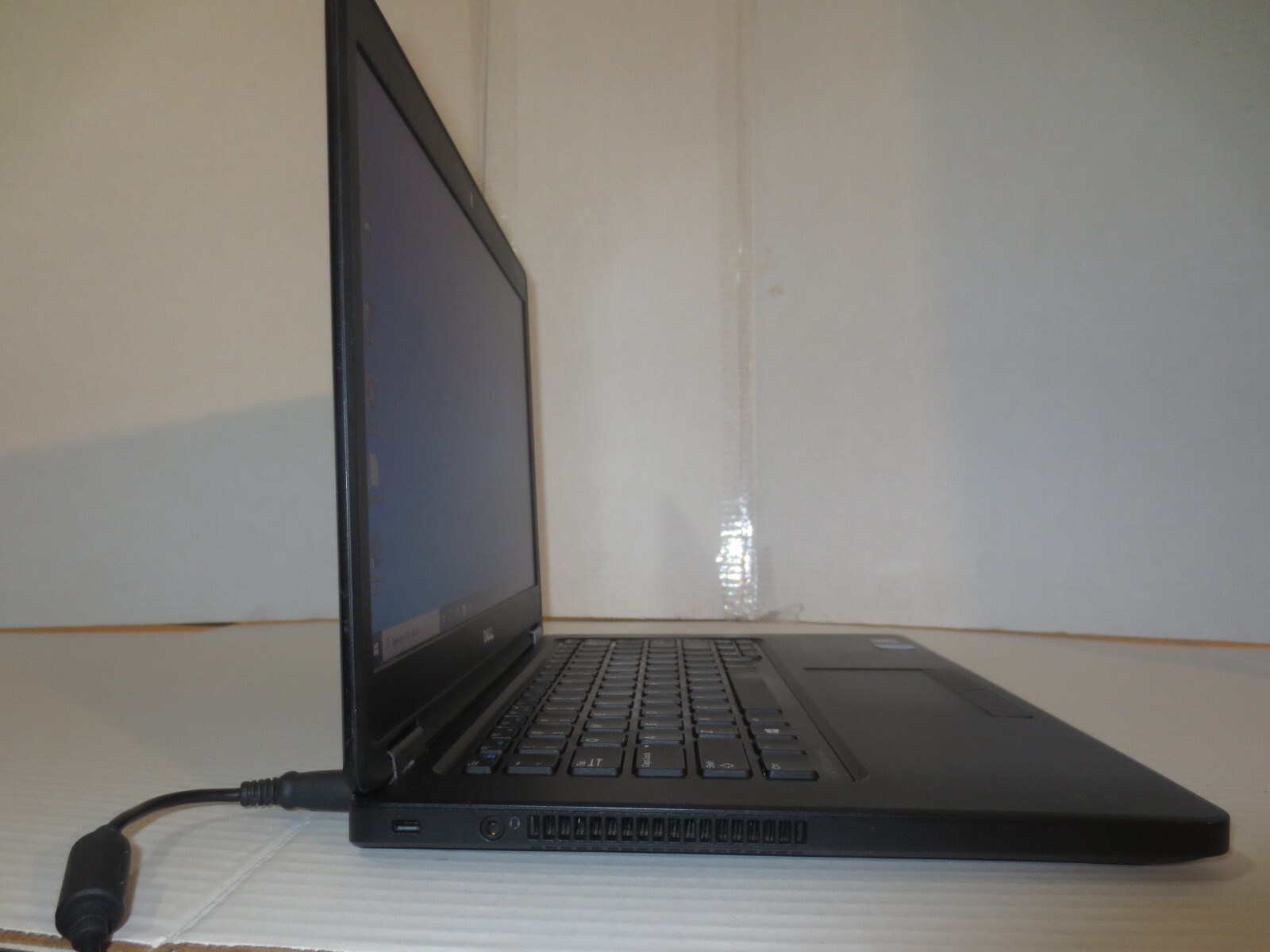 DELL LATITUDE E5450 14″ CORE I5-5300U@2.30GHZ 4GB RAM 500GB HDD WINDOWS 10 (1)