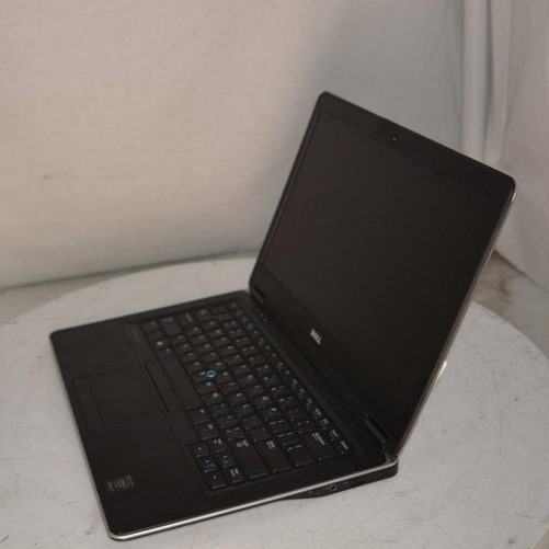 DELL Latitude E7440 P40G Laptop Intel Core i7-4600U 14in 8GB 256GB SEE NOTES