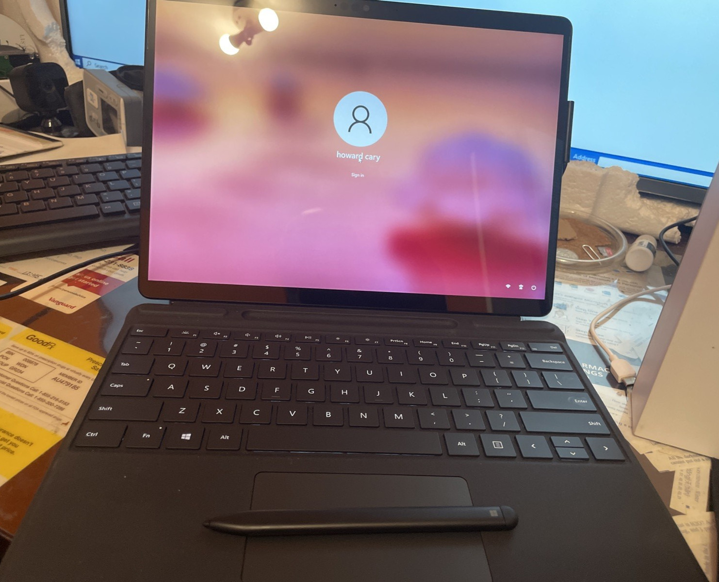 Windows11 surface Pro X 13″ Touch (128GB SSD, Microsoft SQ1, 3.00 GHz, 8GB, LTE)