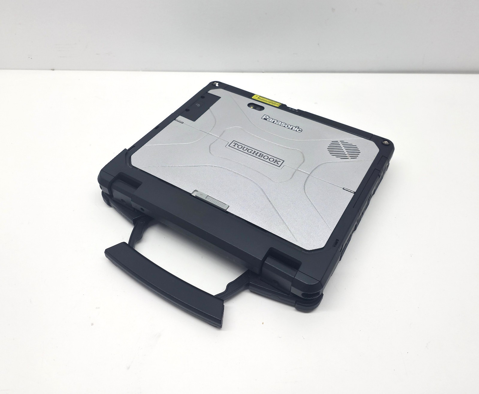 Panasonic Toughbook CF-33 Core i5 7th gen. 8GB 128GB SSD Win 11 Pro 2D Barcode
