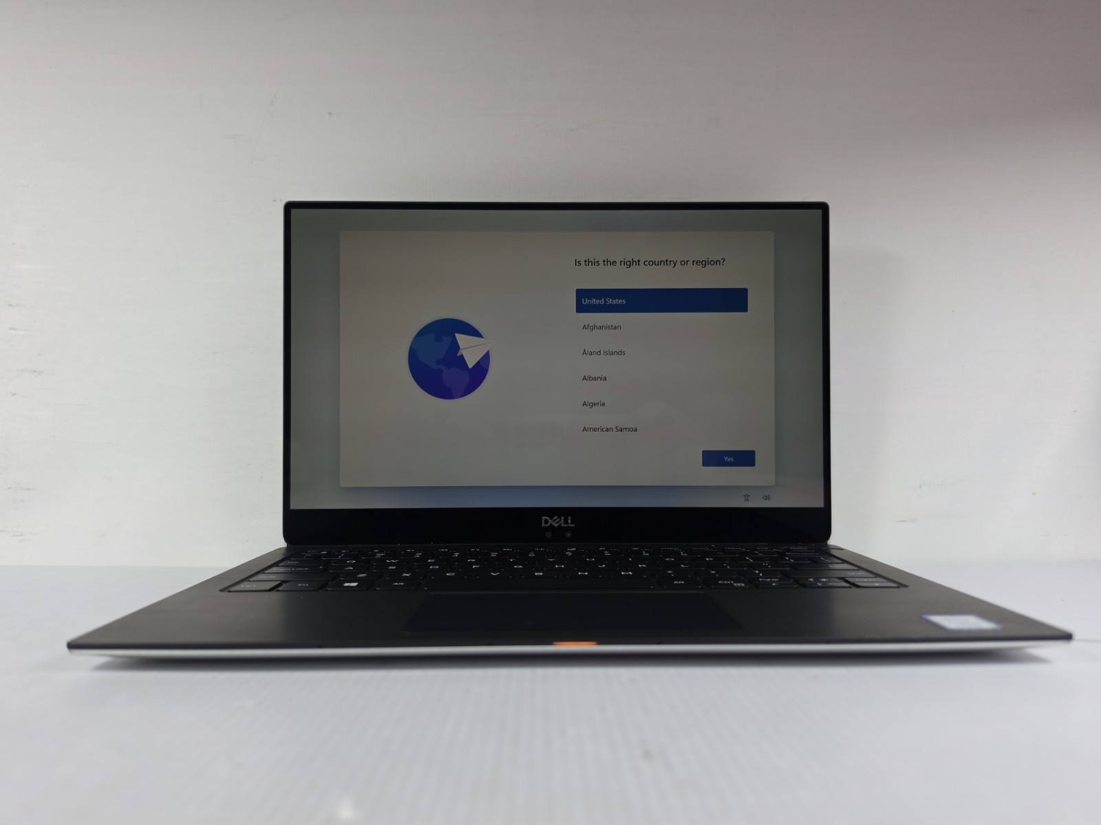 💻 Dell XPS 13 9370 FHD Laptop Intel i5-8250U 8GB RAM 256GB SSD Windows 11