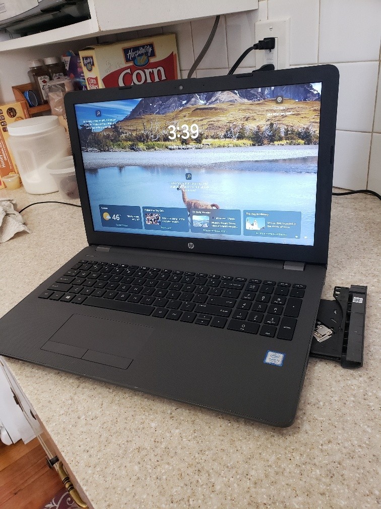 15.6″ HP 250 G6 INTEL CORE i5-7200U 500GB SSD 8GB RAM WIN 11 LAPTOP