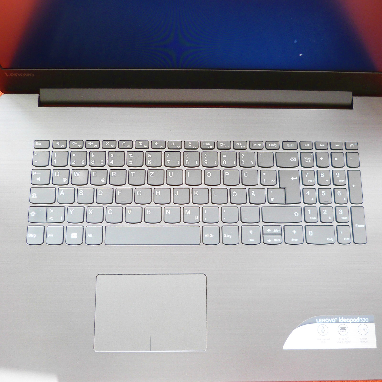 Lenovo 320 17″ HDP DOLBY ULTRABOOK l SSD Windows 11 l Intel GOLD I USBC HDMI