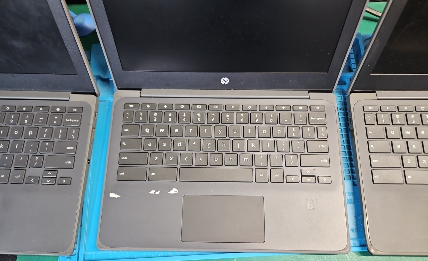 LOT 3 HP Chromebook 11A G8 EE 11.6″ AMD A4‑9120C 1.6GHz CPU 4GB 32GB BOOTS AS IS