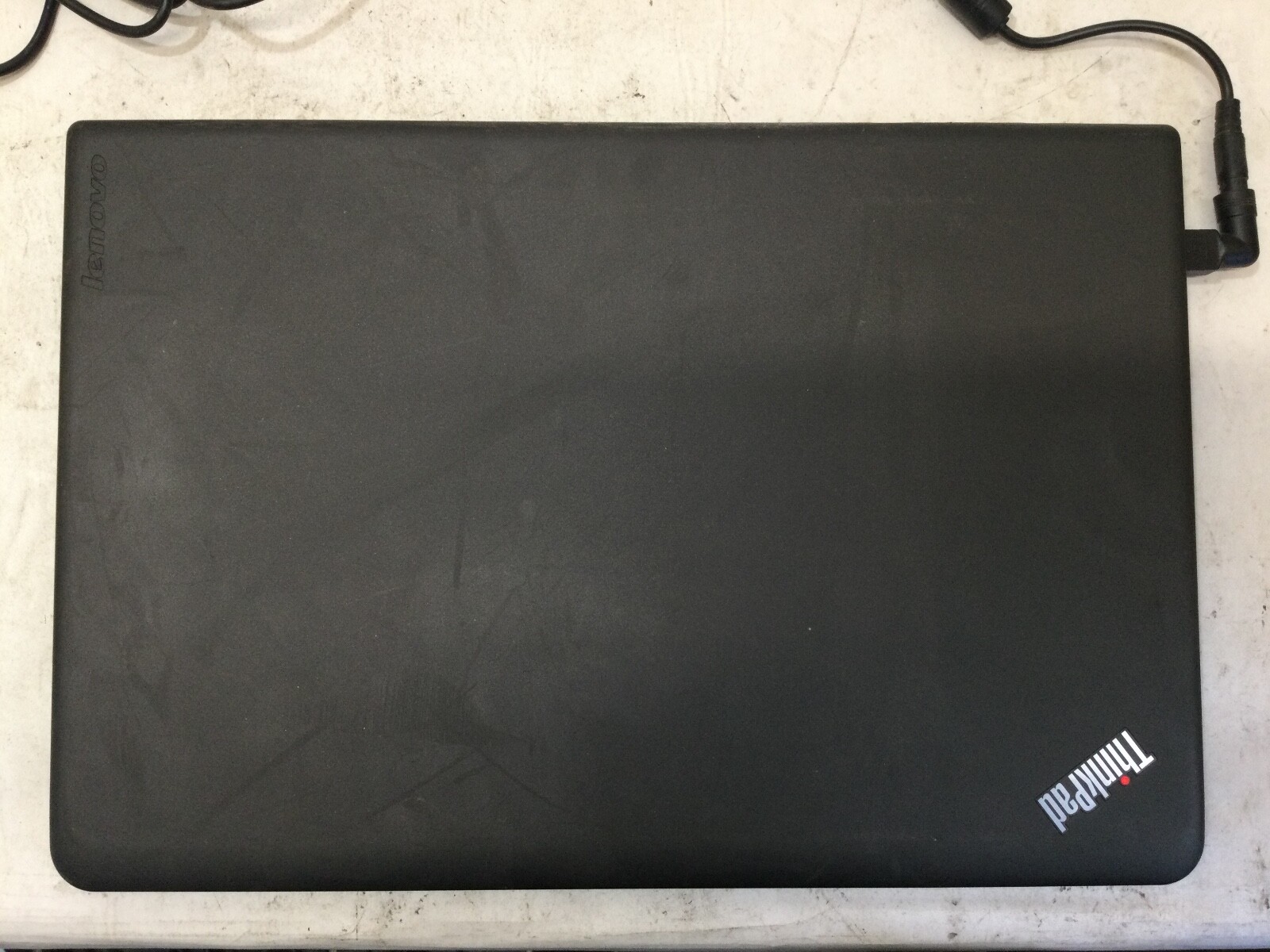 LENOVO THINKPAD E560 – FOR PARTS – INTEL CORE I5 – 4GB RAM – READ DESCRIPTION-BB