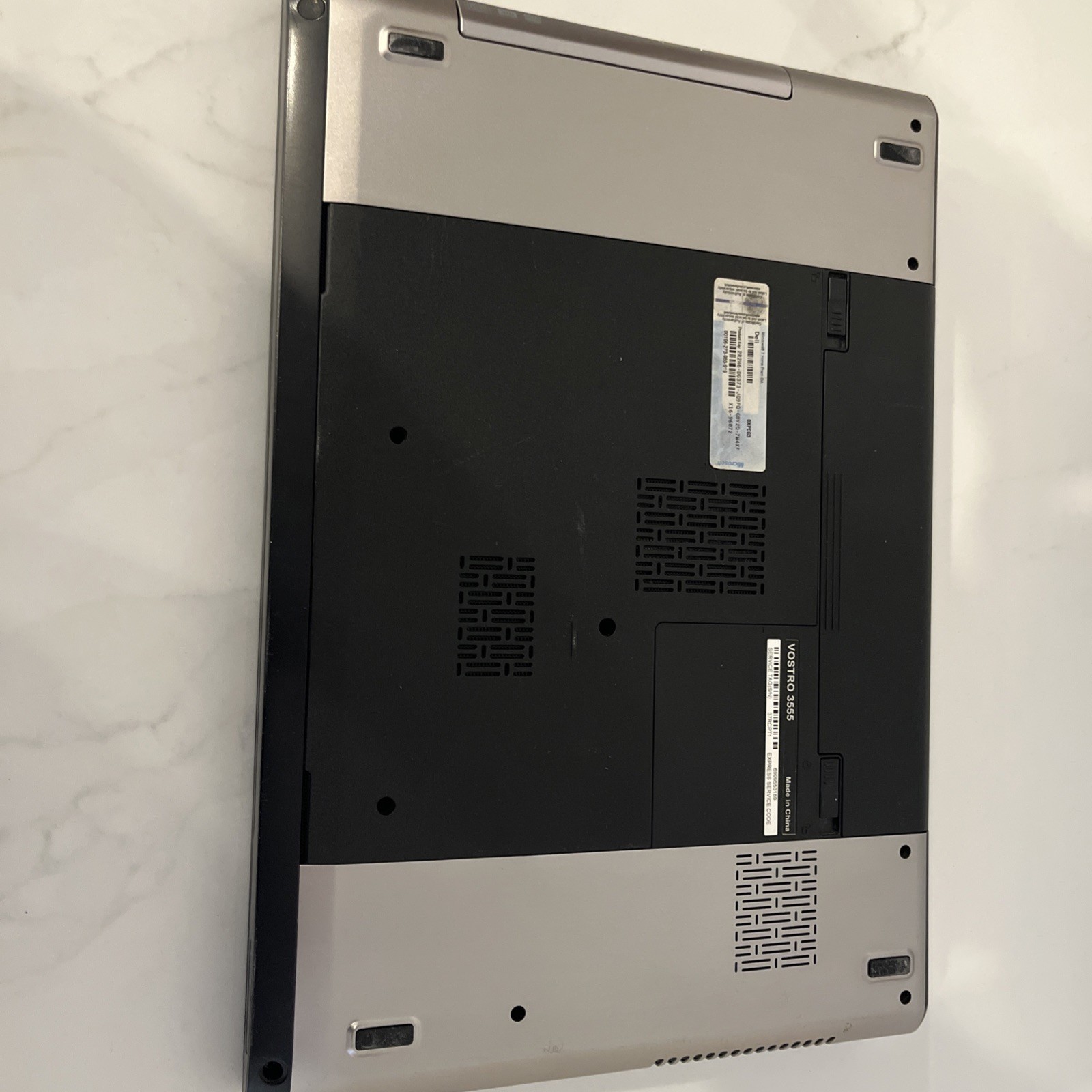 Dell Vostro 3555 Service Tag: 37rcpt1 15.6 Inch Laptop No Hd, No Power Cord.