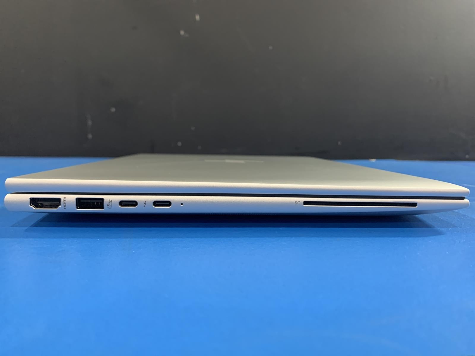 HP 840 G11 Ultra 5 135H 3.19GHz 16GB DDR5 512GB SSD Poly Studio NO OS