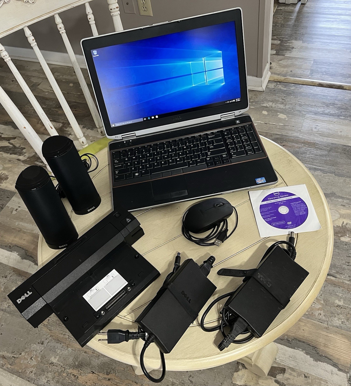 Dell latitude 6520 i5, Dock, Speakers, Mouse, AC Adapter x2, Windows 10 Pro Disk