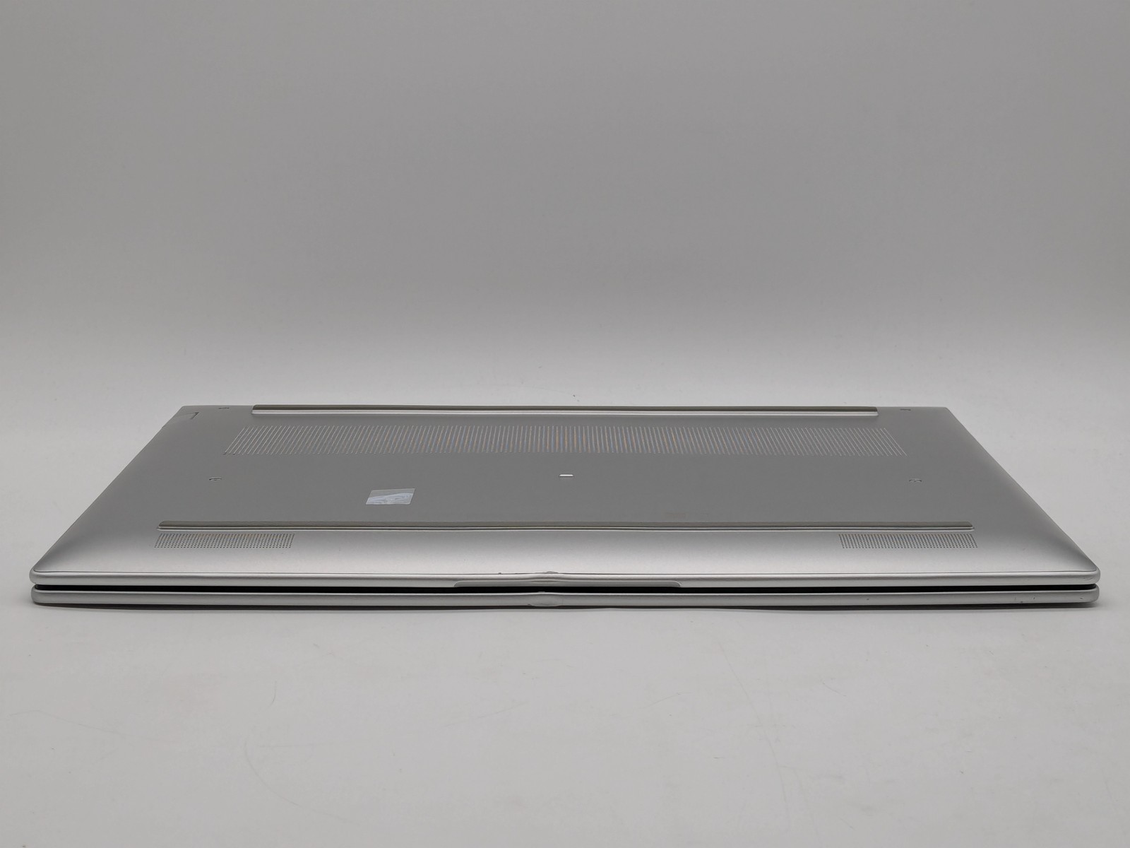 HP EliteBook 665 G11 16″ FHD+ Touch RYZEN 7 PRO 7735U 512GB 16GB W11P Warranty