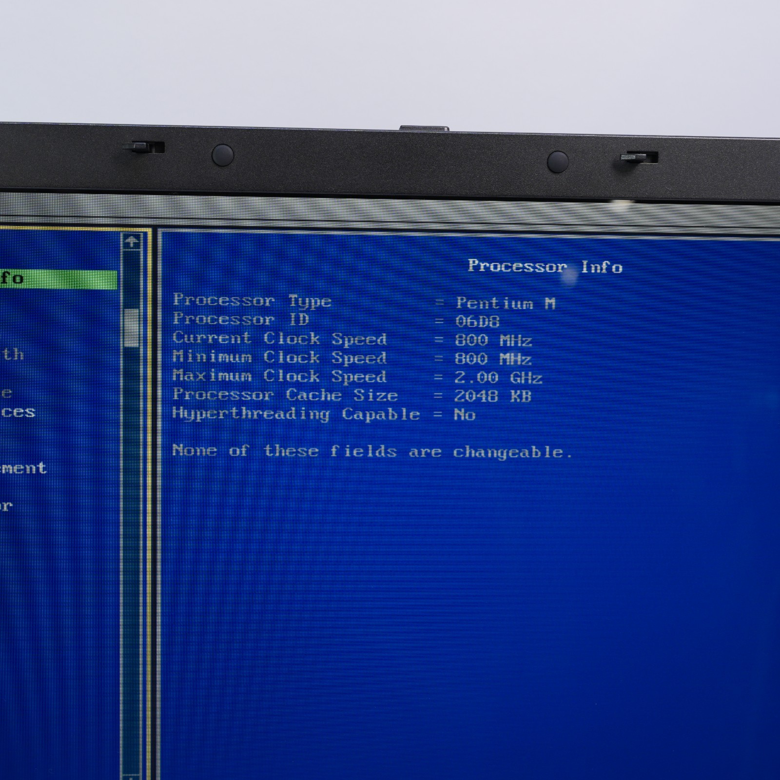 Dell XPS M170 17″ Pentium M, 1 GB RAM, NO HARD DRIVE NVIDIA 7800 T12-D17