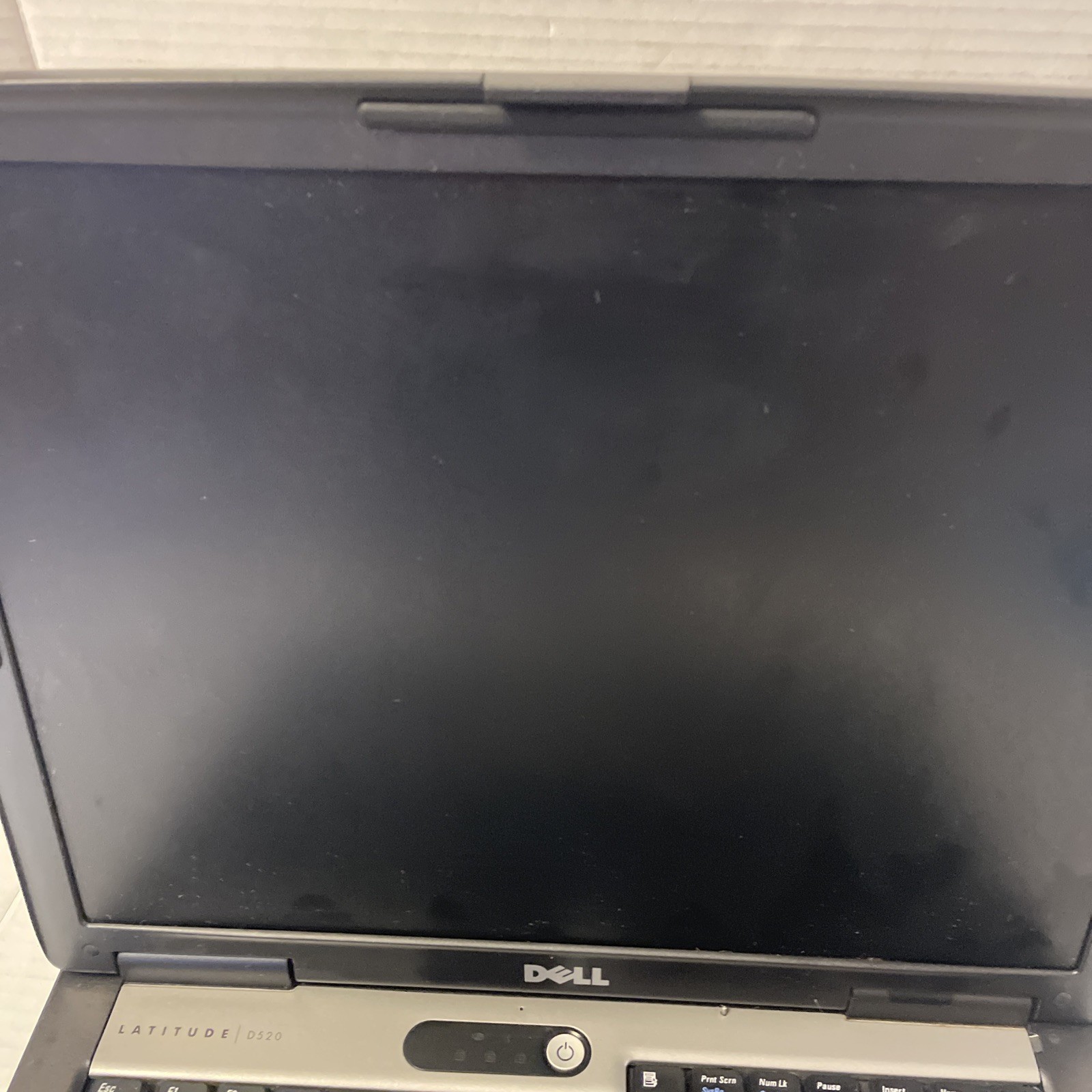 Dell Latitude D520 CORE 2 DUO 2GB 180GB HDD WIN VISTA