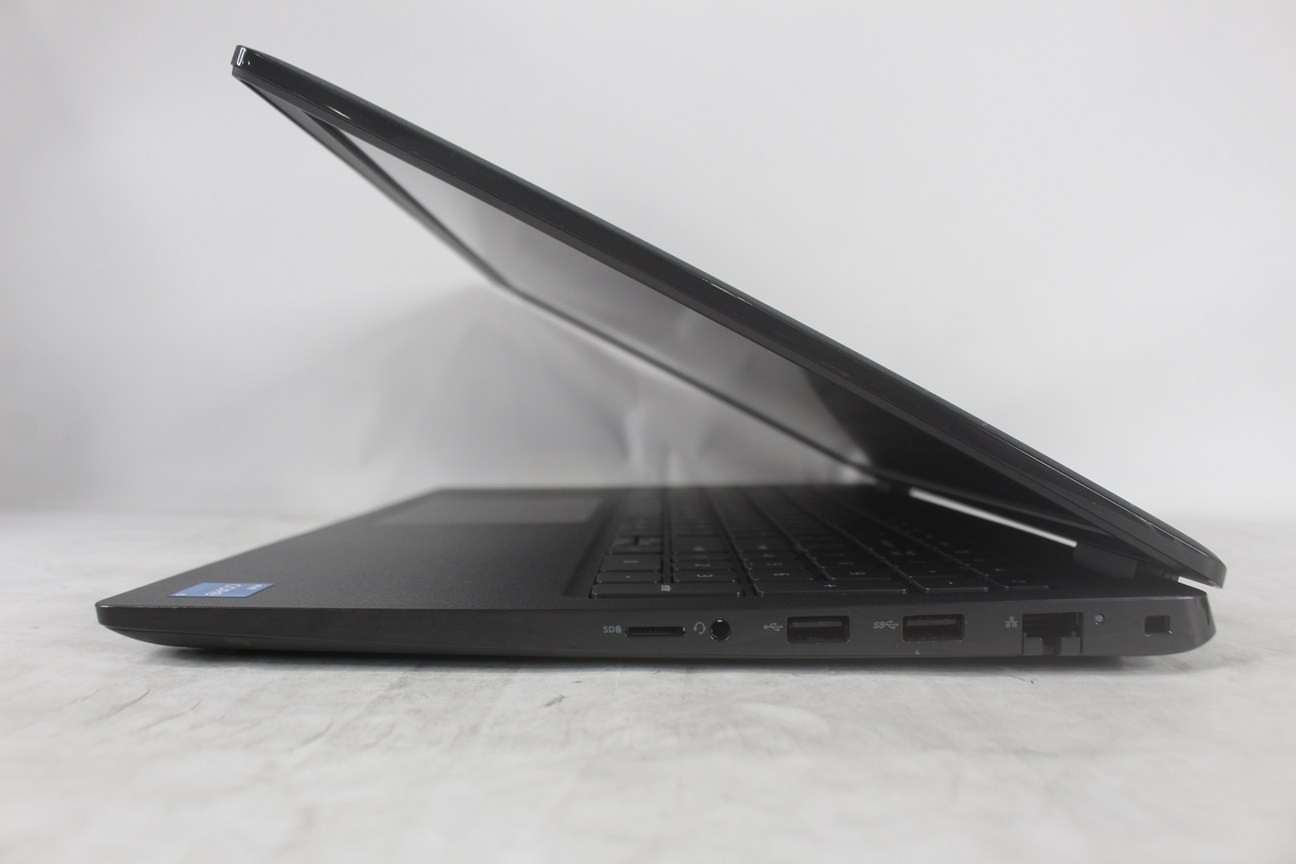 DELL LATITUDE 3520 | CORE I5-1135G7 | 512GB | 16GB | NO OS/NO POWER ADAPTER