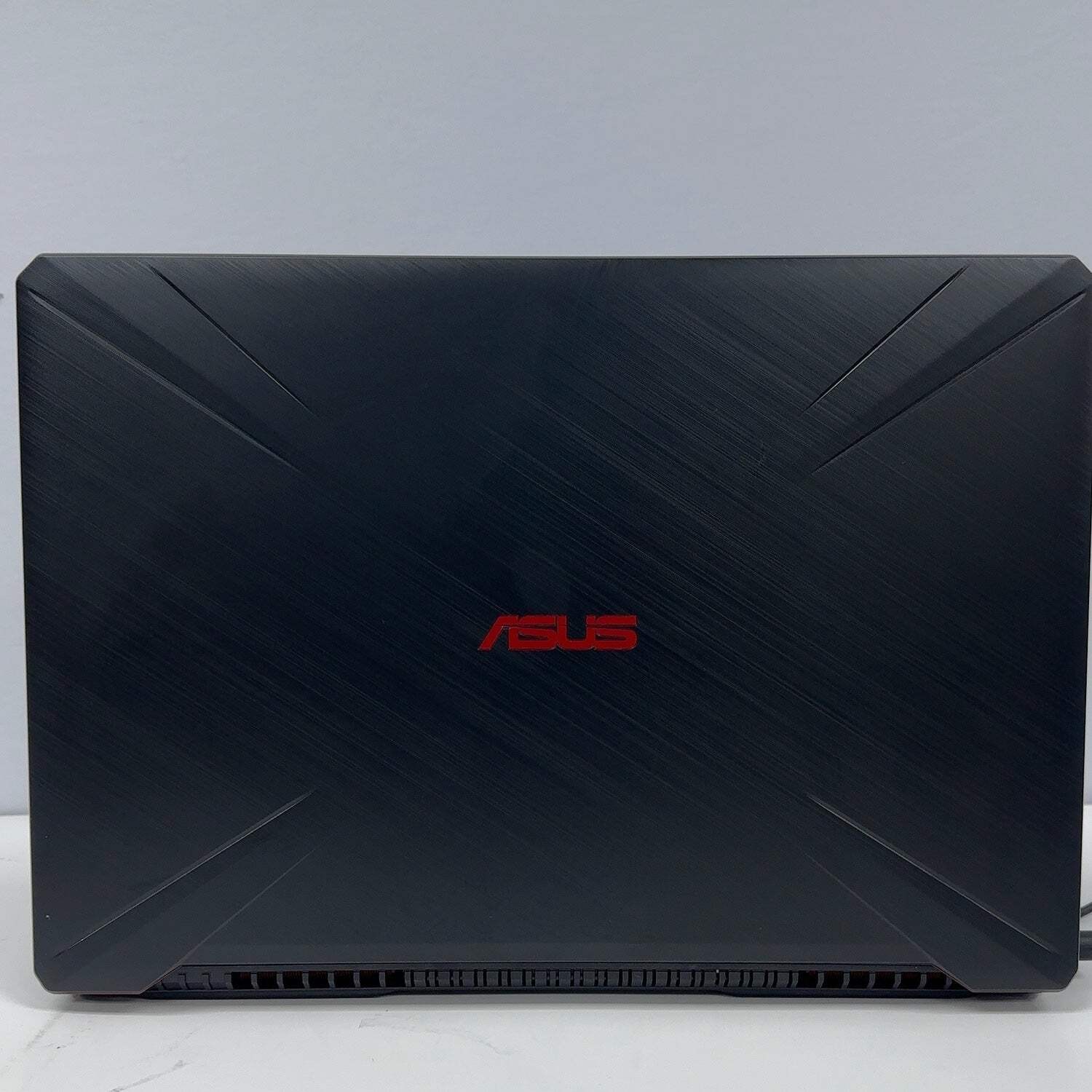 Asus NItro 5 FX705DY 17.3″ Ryzen 5 3550H 3.7GHz 8GB RAM 512GB SSD AMD RX 560X