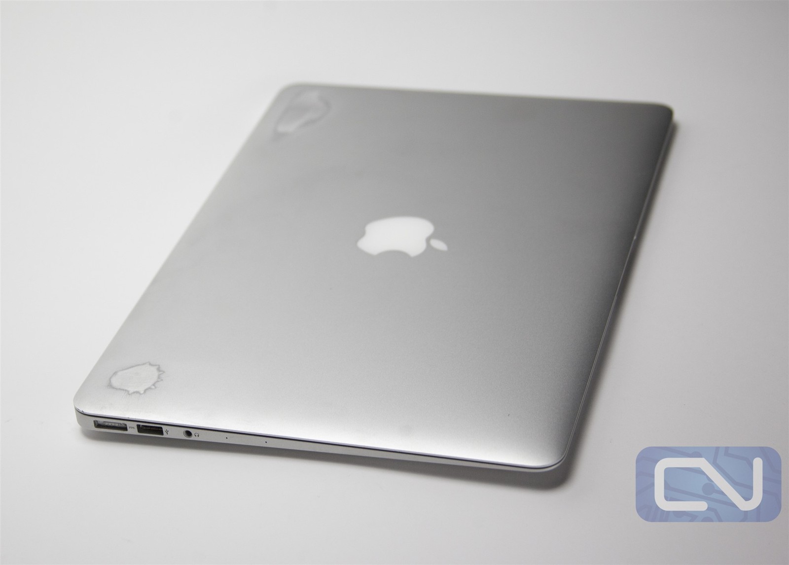 Apple Macbook Air A1932 15″ i5-8210Y 128GB SSD 8GB OS Sonoma Laptop
