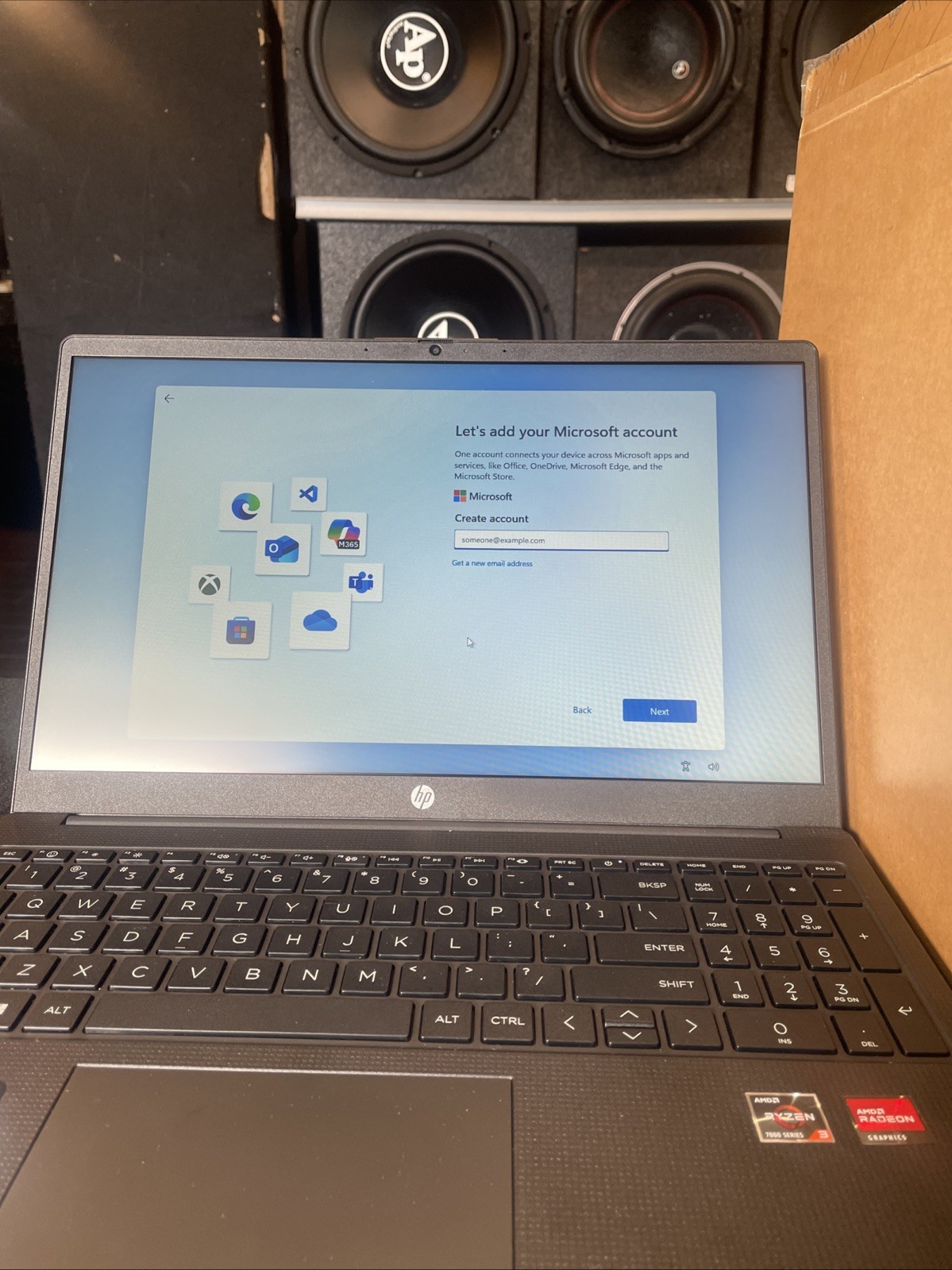 HP 15.6″ Laptop 15-fc0382nr AMD Ryzen 3 7320U 8GB / 256GB SSD / WIN 11 / BLACK