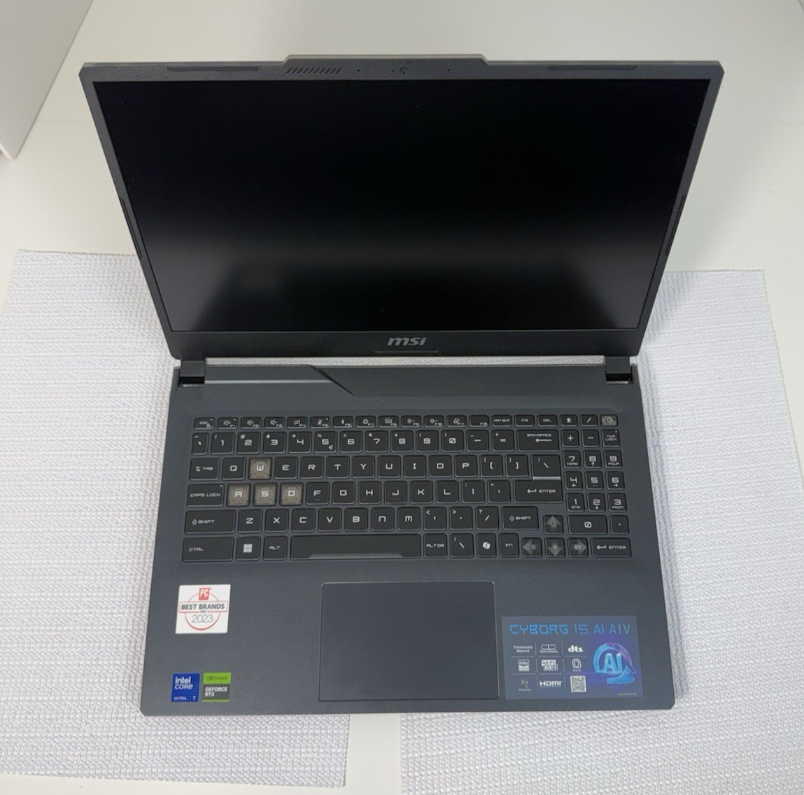 MSI Cyborg 15 15.6″ AI A1VEK-079US FOR PARTS OR NOT WORKING [Power Issue]