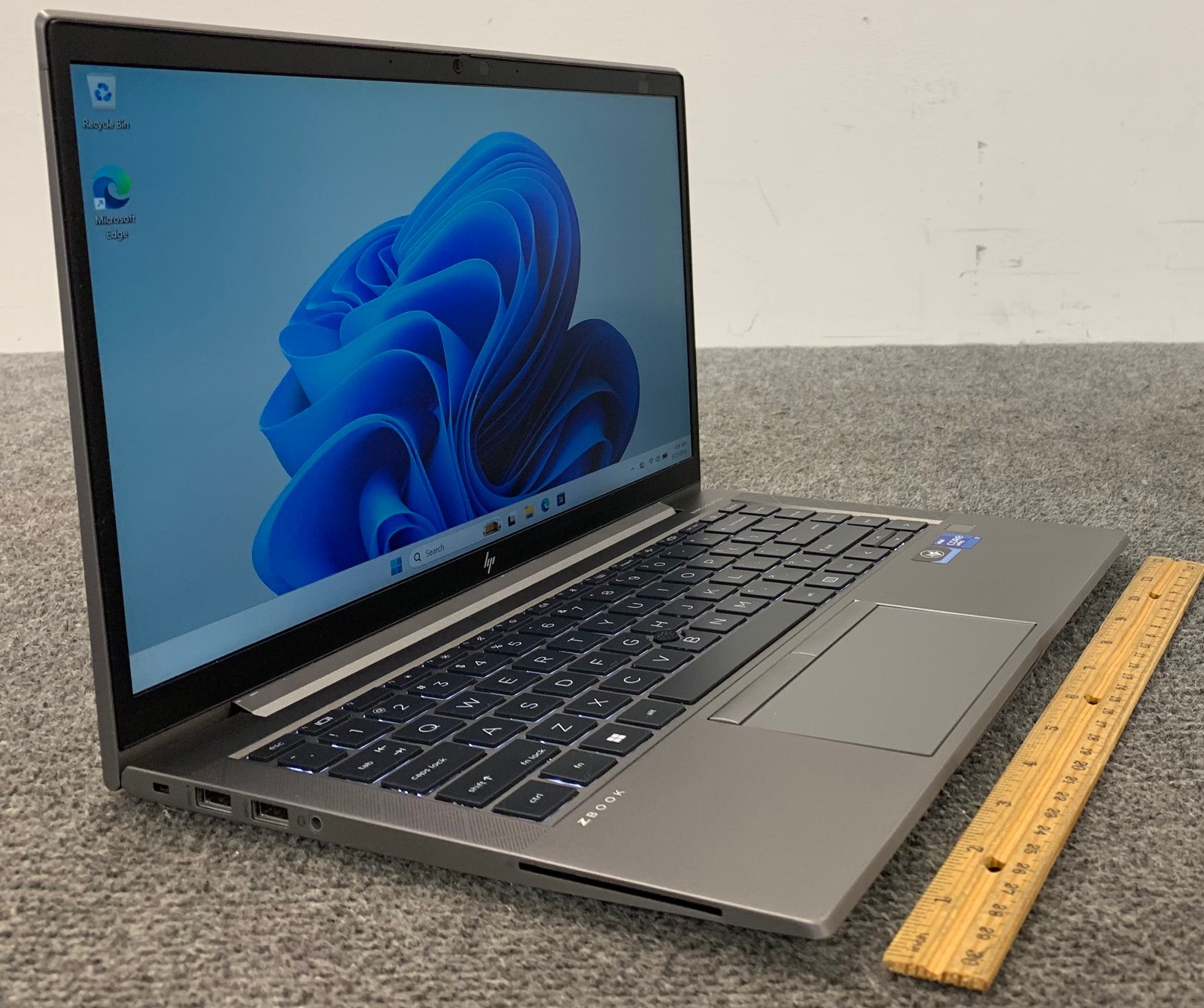 HP Zbook Firefly G8 14″ Laptop i7-1185G7 16GB RAM 512GB NVMe