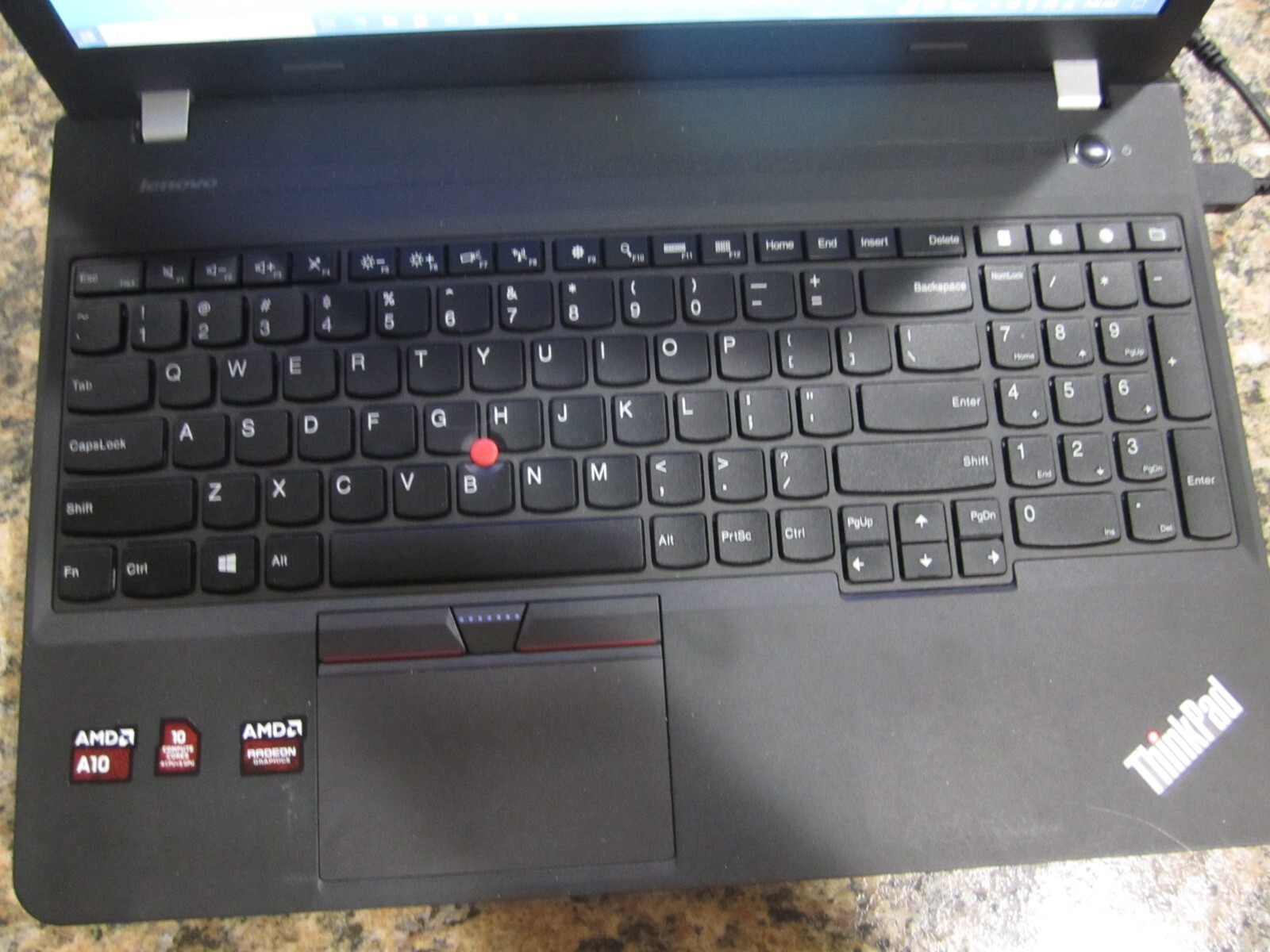 Thinkpad E555 15.6″ AMD A10-7300 1.9GHz 6GB 256GB SSD DVD-RW Win 10 Pro