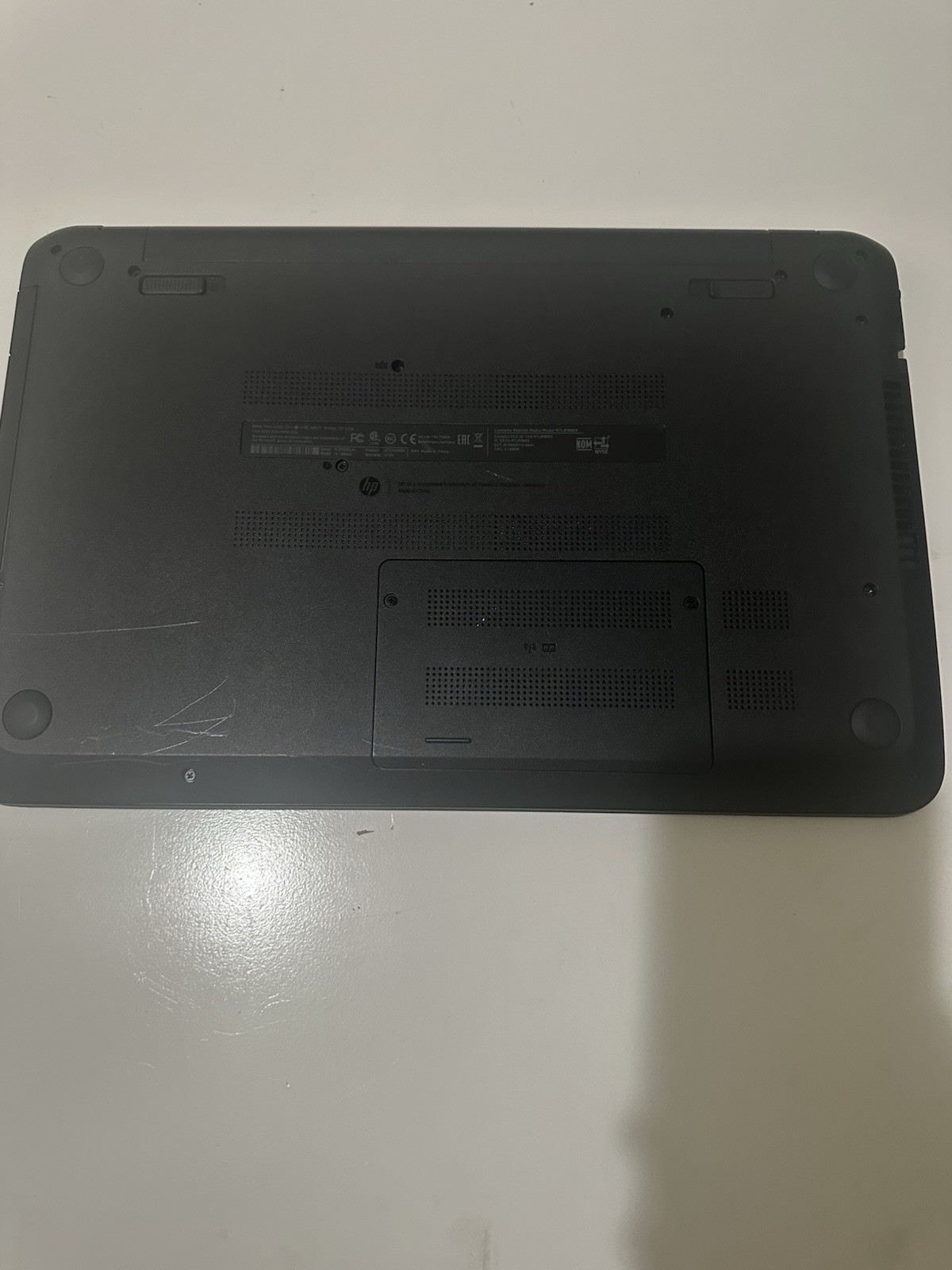 HP 15-F209WM Intel Celeron N2840 2.16GHz 4 GB