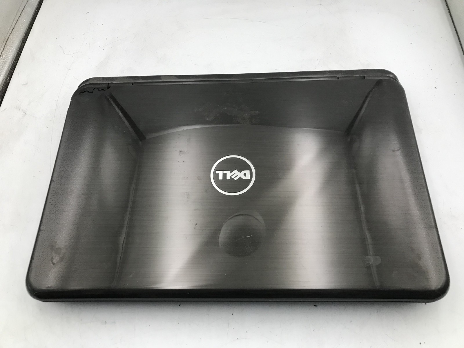DELL INSPIRON N5110 – FOR PARTS/NO POWER – INTEL I5 2ND GEN – 4GB RAM – READ -BB