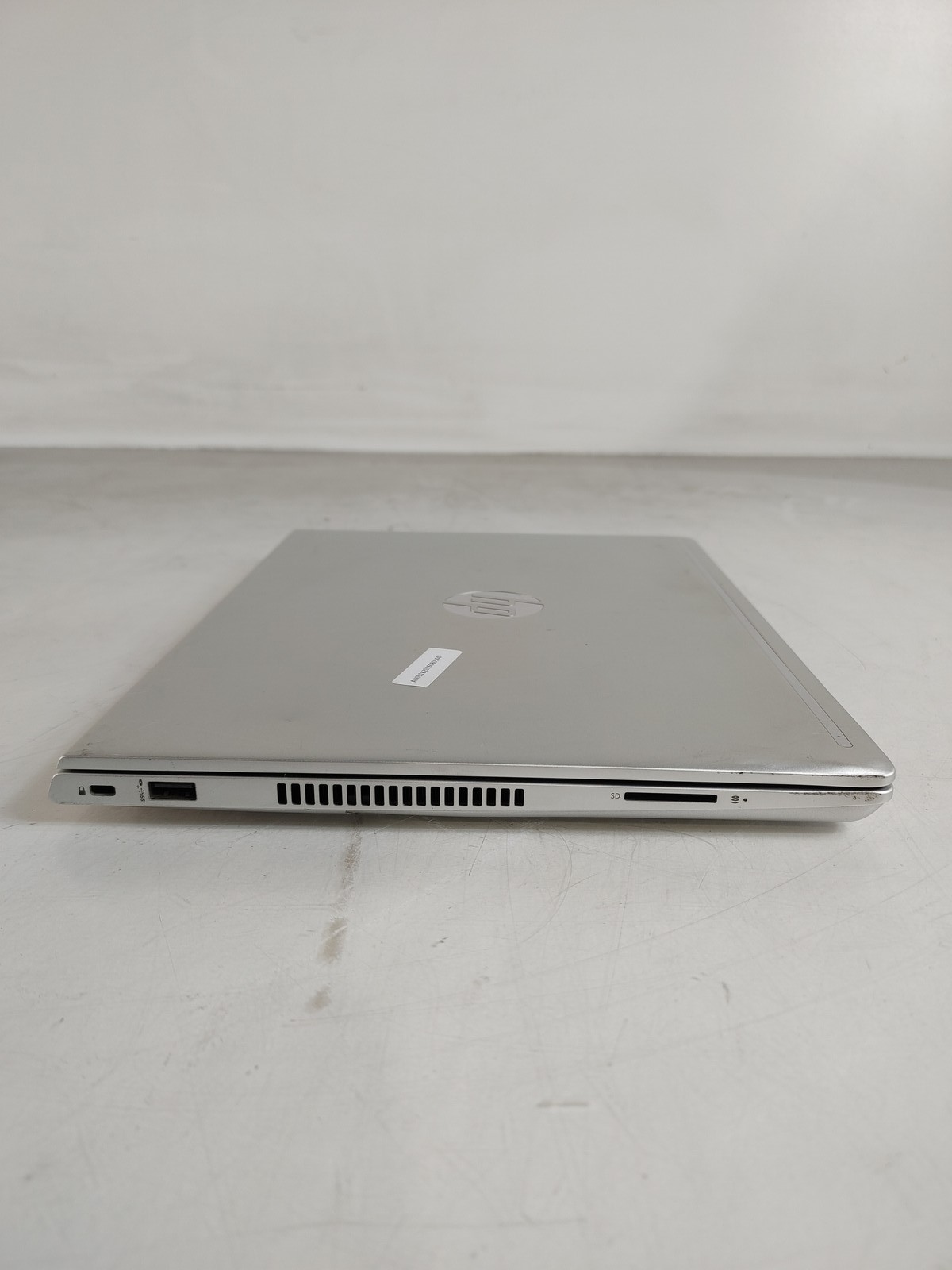 HP ProBook 430 G6 Core i7-8565U 1.80 GHz 16 GB DDR4 No HDD
