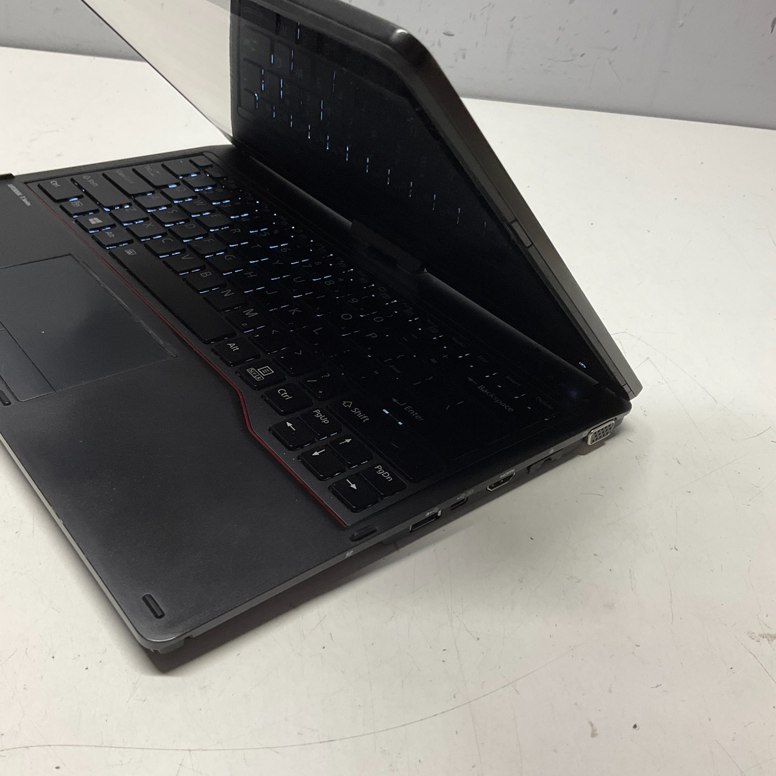 Fujitsu Lifebook T938 Laptop Intel Core i7-8650U @ 1.90 GHz 8GB 128GB SSD Win 11