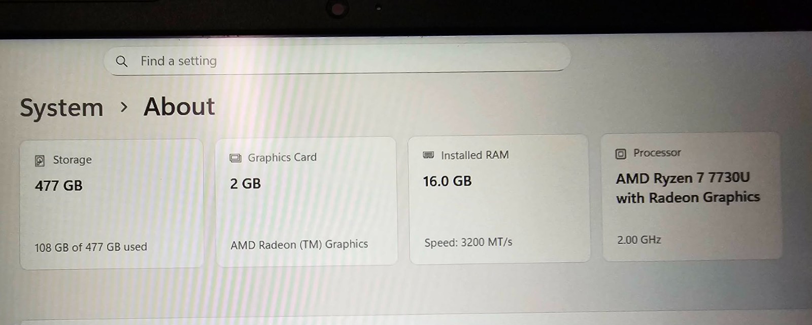 Ideapad Slim 3 15ABR8 AMD Ryzen 7 7730U 2GHz 16GB RAM 512GB SSD + Case & Charger