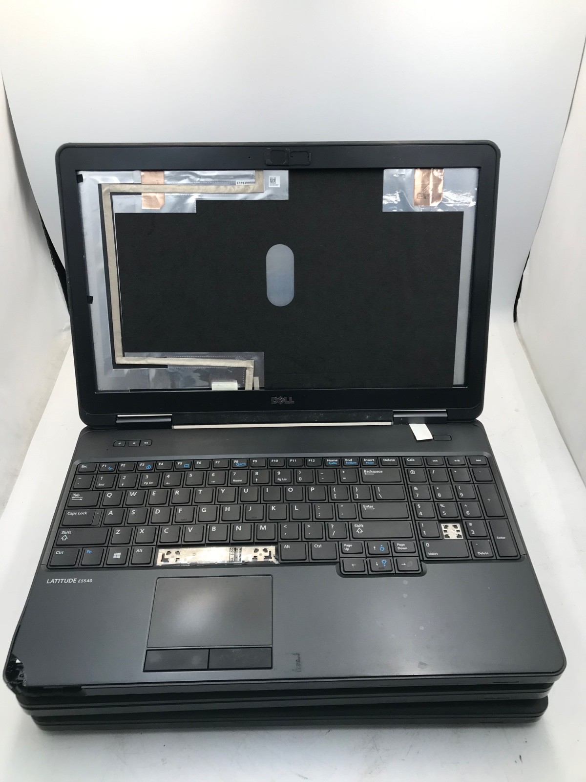 Lot of 3 Dell Latitude E5540 Intel Core i5-4200U 15″ – MISSING DISPLAYS – MZ