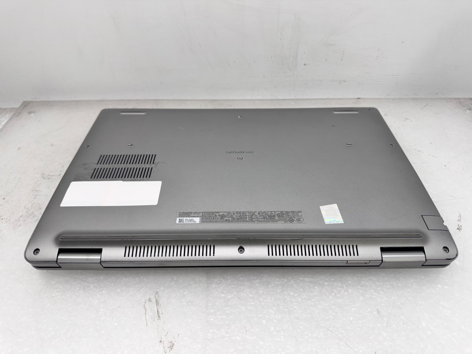 Dell Latitude 5520 Laptop Intel i5-1145G7@2.6GHz 16GB 256G Windows 11 w/AC