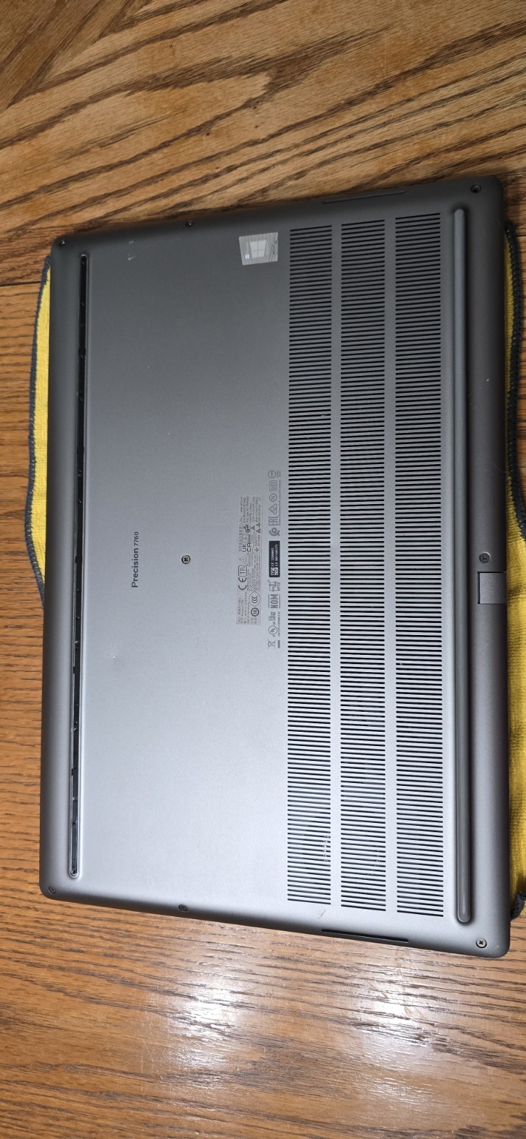 Dell Precision 7760, i5-11500H, RTX A4000, 64GB RAM, 512GB SSD, WIN 11 IoT