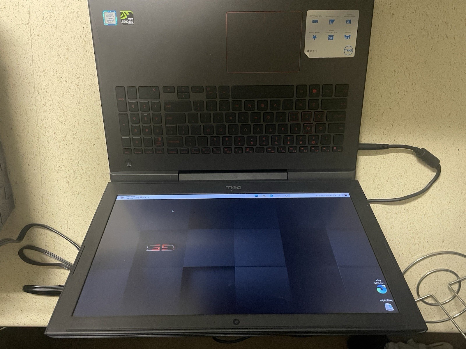 Dell G5 5587 gaming laptop 8GB RAM Nvidia GeForce GTX 1060 with Max-Q Design 6GB