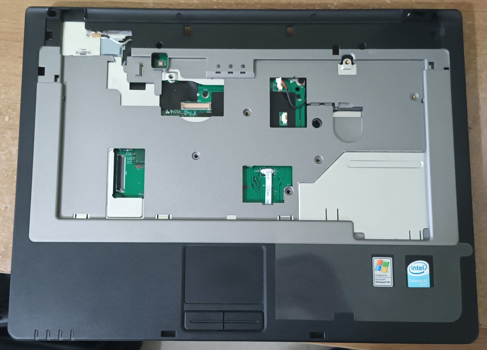 Dell Latitude 1300 Laptop Notebook 14.1″ 768MB 40GB 1280×800 Windows XP Charger